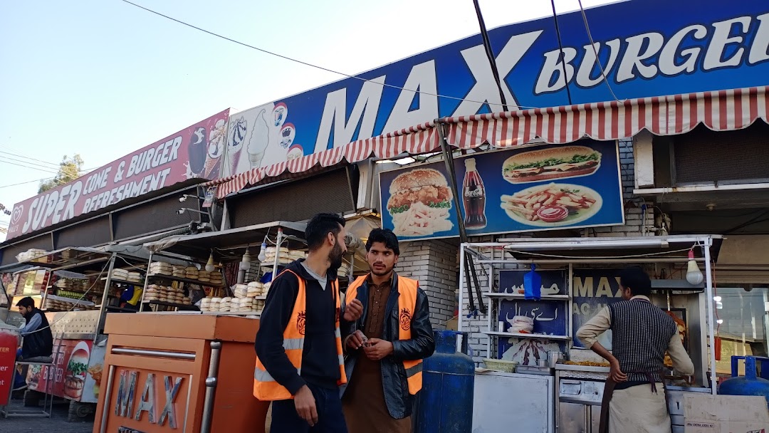 Max Burger and Refreshment Point