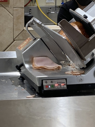 Grocery Store «Safeway», reviews and photos, 1187 S Main St, Manteca, CA 95337, USA