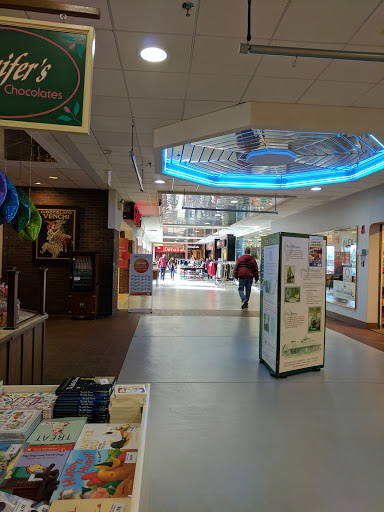 Shopping Mall «Wakefield Mall», reviews and photos, 160 Old Tower Hill Rd, Wakefield, RI 02879, USA