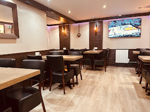 Photo n°41 de Meydan à Saint-Ouen-l'Aumône ()