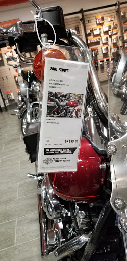 Motorcycle Dealer «Phantom Harley-Davidson», reviews and photos, 291 N Cypress Dr, Manteno, IL 60950, USA
