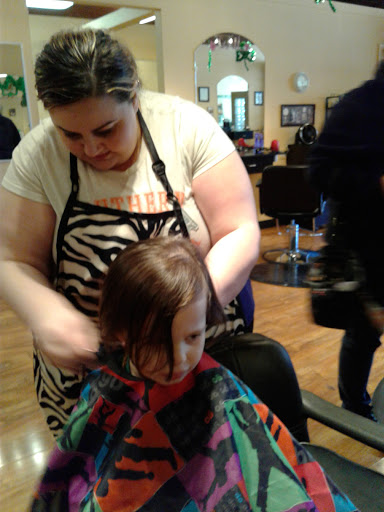 Beauty Salon «J Klips Family Hair care», reviews and photos, 2944 E Highland Rd, Highland Charter Twp, MI 48356, USA