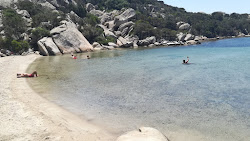 Cala Caprarese Beach'in fotoğrafı doğal alan içinde bulunmaktadır