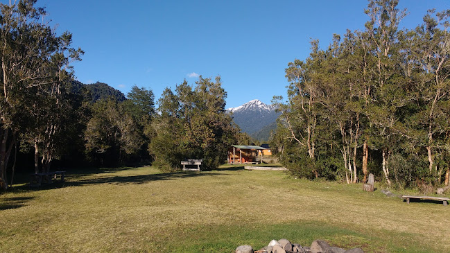 Opiniones de Camping y Cabañas, Alto Puelo (ex cabalgatas) en Cochamó - Camping