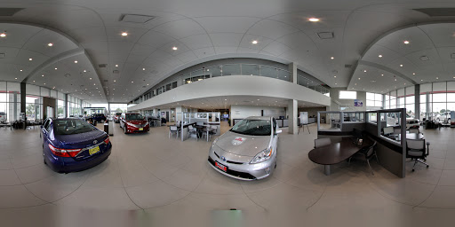 Toyota Dealer «Elgin Toyota», reviews and photos, 1600 W Lake St, Streamwood, IL 60107, USA