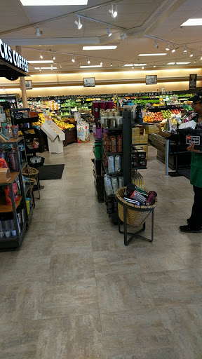 Grocery Store «D & W Fresh Market», reviews and photos, 2181 Wealthy St SE, East Grand Rapids, MI 49506, USA