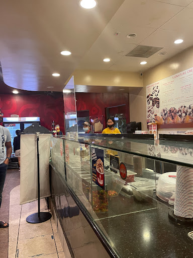 Ice Cream Shop «Cold Stone Creamery», reviews and photos, 17270 Saticoy St, Van Nuys, CA 91406, USA