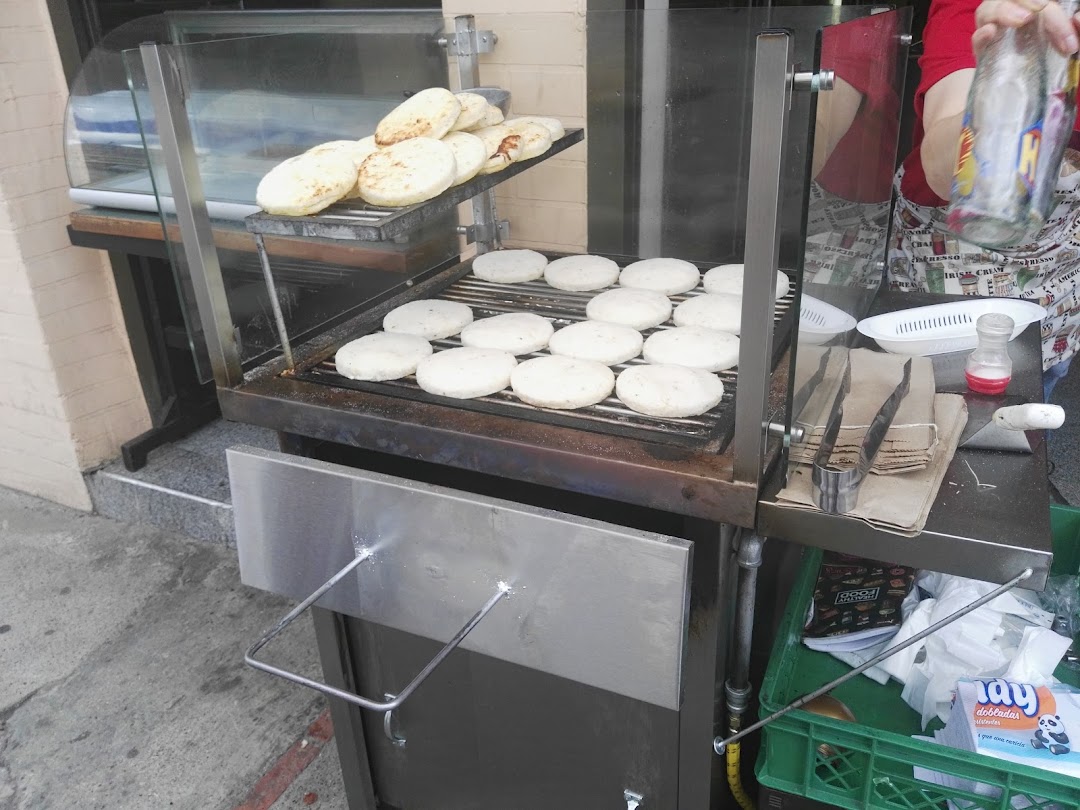 Fabrica de arepas paisas La PAISANITA