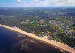 Foto de Pabazi beach com muito limpo nível de limpeza