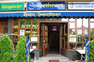 Bistro Sweetheart