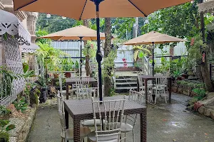 Cafe Apolonio and Restaurant sa Bahay Na Bato image