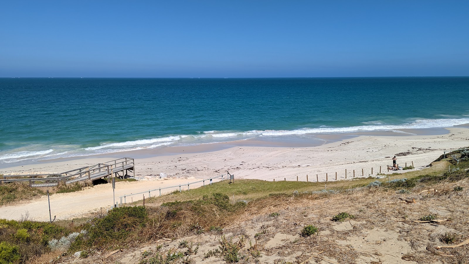 Foto av Seabird Beach med vit sand yta