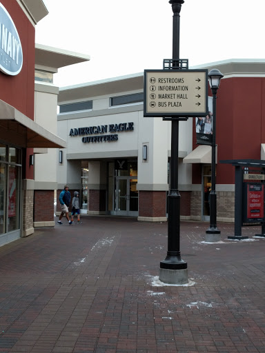 Clothing Store «AEO Factory & Aerie Store», reviews and photos, 3945 Eagan Outlets Pkwy #1040, Eagan, MN 55122, USA