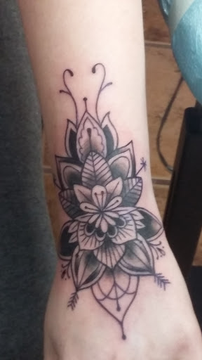 Tattoo Shop «Perseverance Tattoo», reviews and photos, 1809 US-41, Inverness, FL 34450, USA