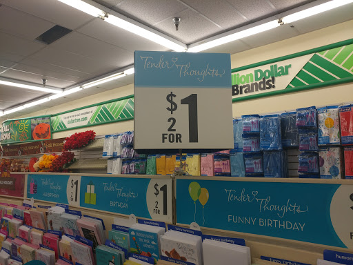 Dollar Store «Dollar Tree», reviews and photos, 1280 Smithfield Plaza, Smithfield, VA 23430, USA