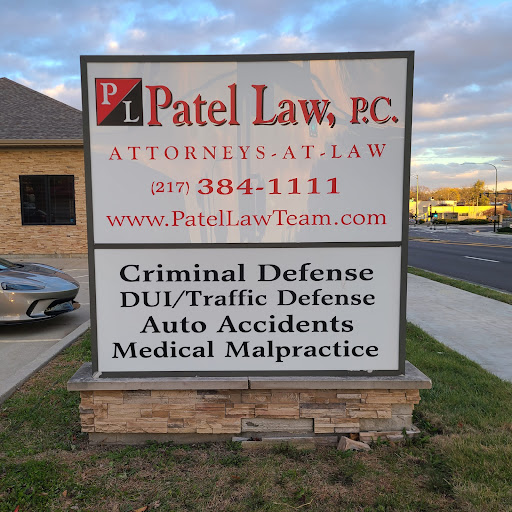 Sign Shop «FASTSIGNS», reviews and photos, 313 N Mattis Ave #114, Champaign, IL 61821, USA