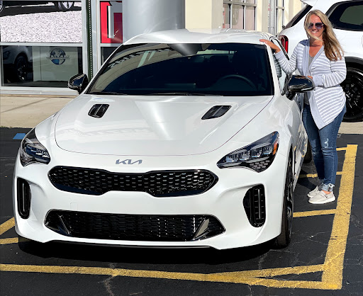 Car Dealer «Spitzer Kia Cleveland», reviews and photos, 3414 Brookpark Rd, Cleveland, OH 44134, USA