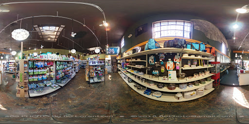Pet Supply Store «The Urban Pet», reviews and photos, 7515 Beverly Blvd, Los Angeles, CA 90036, USA