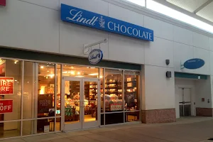 Lindt Chocolate Shop image