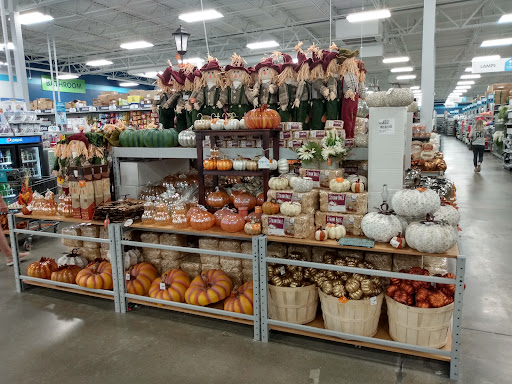 Home Goods Store «At Home», reviews and photos, 10331 University Ave, Clive, IA 50325, USA