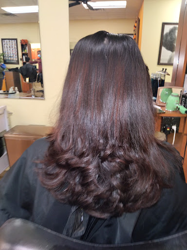 Beauty Salon «Krishna Beauty Salon», reviews and photos, 4 Brunswick Ave, Edison, NJ 08817, USA