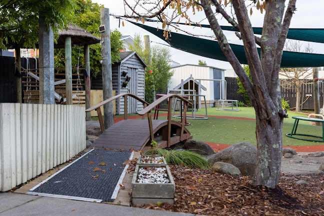 Reviews of Small Fries Childcare in Auckland - Kindergarten