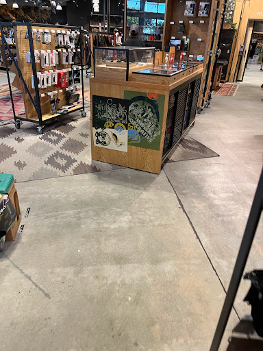Camping Store «REI», reviews and photos, 2450 Charleston Rd, Mountain View, CA 94043, USA