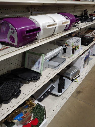 Non-Profit Organization «Goodwill Store», reviews and photos, 193 Avon Village Dr, Avon, IN 46123, USA