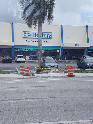 Home Improvement Store «Habitat ReStore of Broward», reviews and photos, 505 W Broward Blvd, Fort Lauderdale, FL 33312, USA