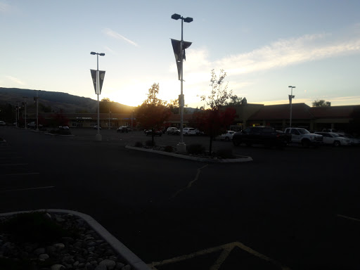 Shopping Mall «Village Shopping Center», reviews and photos, 625 Booth St, Reno, NV 89509, USA