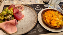 Raclette du Restaurant français L'Oustaou à Besse-et-Saint-Anastaise - n°15