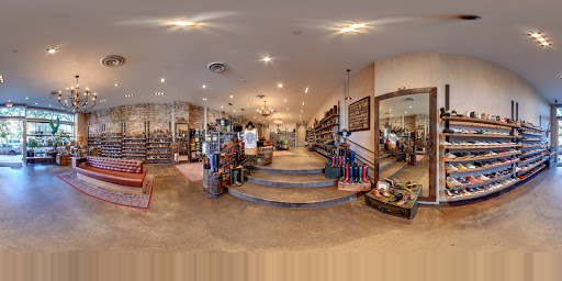 Shoe Store «DNA Footwear Williamsburg», reviews and photos, 133 N 7th St, Brooklyn, NY 11249, USA