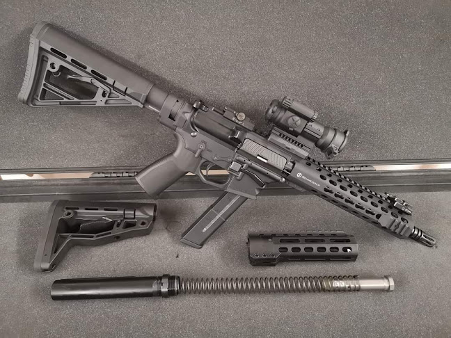 Comentarii opinii despre Underground Lövészklub - Szombathely