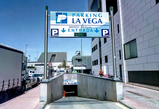 La Vega - New Capital 2000