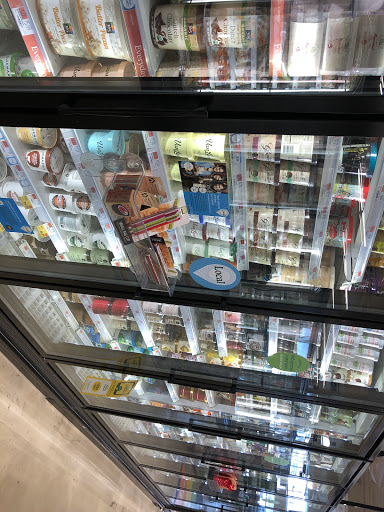 Grocery Store «Whole Foods Market», reviews and photos, 90 E Putnam Ave, Greenwich, CT 06830, USA