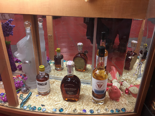 Liquor Store «Virginia ABC Store», reviews and photos, 4349 Duke St, Alexandria, VA 22304, USA