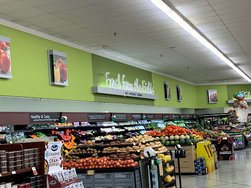 Grocery Store «Safeway», reviews and photos, 1051 SW 1st Ave, Canby, OR 97013, USA
