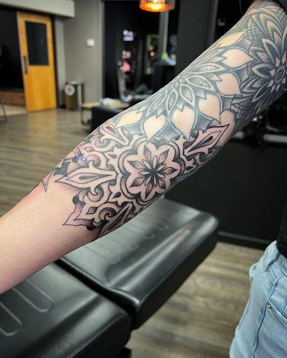 Explore tattoo ideas polynesian, creative tattoo ideas in Mesa, available at Diamond Body Art