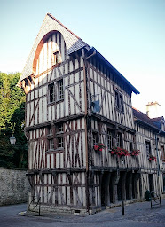 Photo n°12 de Au Feu de Bois, Pizzas et plats à emporter, take away only. à Bar-sur-Seine ()
