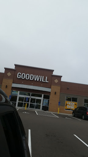 Thrift Store «Goodwill - New Richmond», reviews and photos, 1475 Hamilton Ave, New Richmond, WI 54017, USA