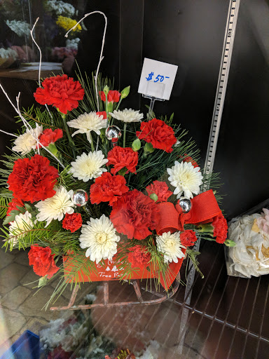 Florist «Sacalis Florist», reviews and photos, 575 Broadway, Bayonne, NJ 07002, USA