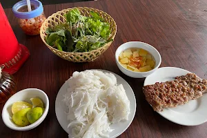 Bún chả quạt image