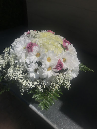 Florist «Mullens Flowers», reviews and photos, 17015 E Foothill Blvd, Fontana, CA 92335, USA