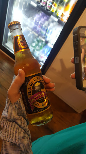 Beer Store «Cravings», reviews and photos, 2320 University Blvd, Tuscaloosa, AL 35401, USA