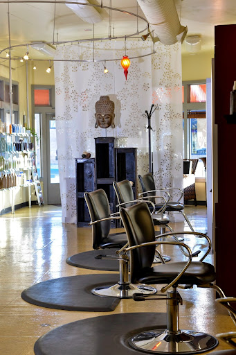 Beauty Salon «Strands Aveda Salon and Spa», reviews and photos, Strands Aveda Salon and Spa, 3271 Folsom Blvd, Sacramento, CA 95816, USA