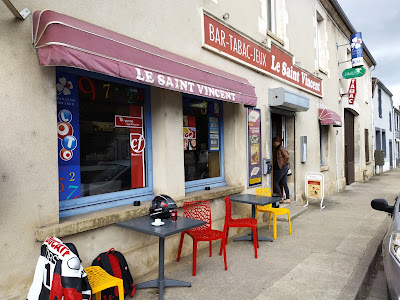 BAR LE SAINT VINCENT à Pontigny