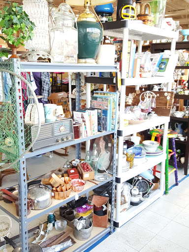 Flea Market «Trader Buck’s Flea Markets», reviews and photos, 1659 Eastway Dr, Crawfordsville, IN 47933, USA