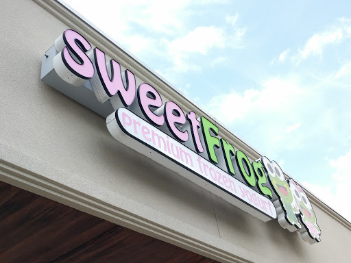 Frozen Yogurt Shop «sweetFrog Premium Frozen Yogurt», reviews and photos, 8191 Brook Rd, Richmond, VA 23227, USA
