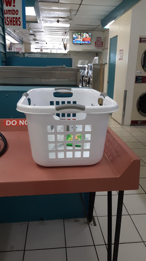Laundromat «Waters Coin Laundry», reviews and photos, 7302 W Waters Ave, Tampa, FL 33634, USA