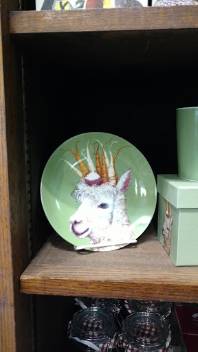 Shopping Mall «Tannery Shopping Center», reviews and photos, 50 Water St, Newburyport, MA 01950, USA